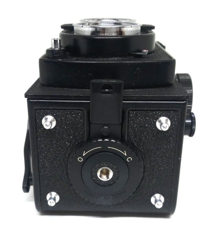 Yashica Mat-124G with Yashinon 80mm f/3.5 FULL ORIGINAL Yashica Mat-124G with Yashinon 80mm f/3.5 FULL ORIGINAL
