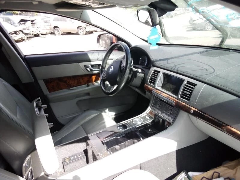 Used Fuel Injection Throttle Body fits: 2011 Jaguar Xf Throttle Valve Assembly 5 Foto 4 de 4