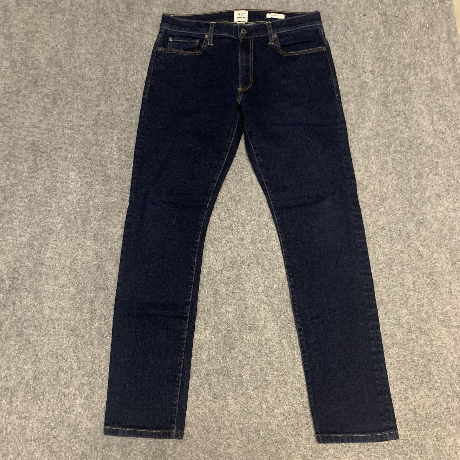 Flint and Tinder Jeans Mens 33x32 Blue Denim Stretch Straight Slim Fit Preppy