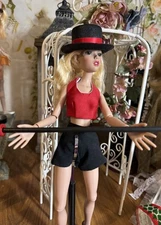 DOLL CLOTHES, METRO DOLL OUTFIT,  ON BROADWAY, ALTERED FOR TONNER DEJA VU DOLL