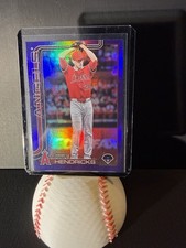 2025 Topps Update Series Kyle Hendricks #US136 Purple Rainbow Foil /250