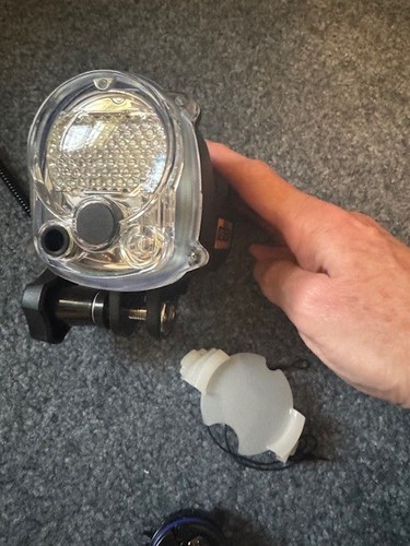 Sea & Sea YS-03 Solis Strobe for Cameras - No Fiber Optic Cable - Picture 9 of 9
