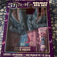 Disney Stitch Holiday Spa Set