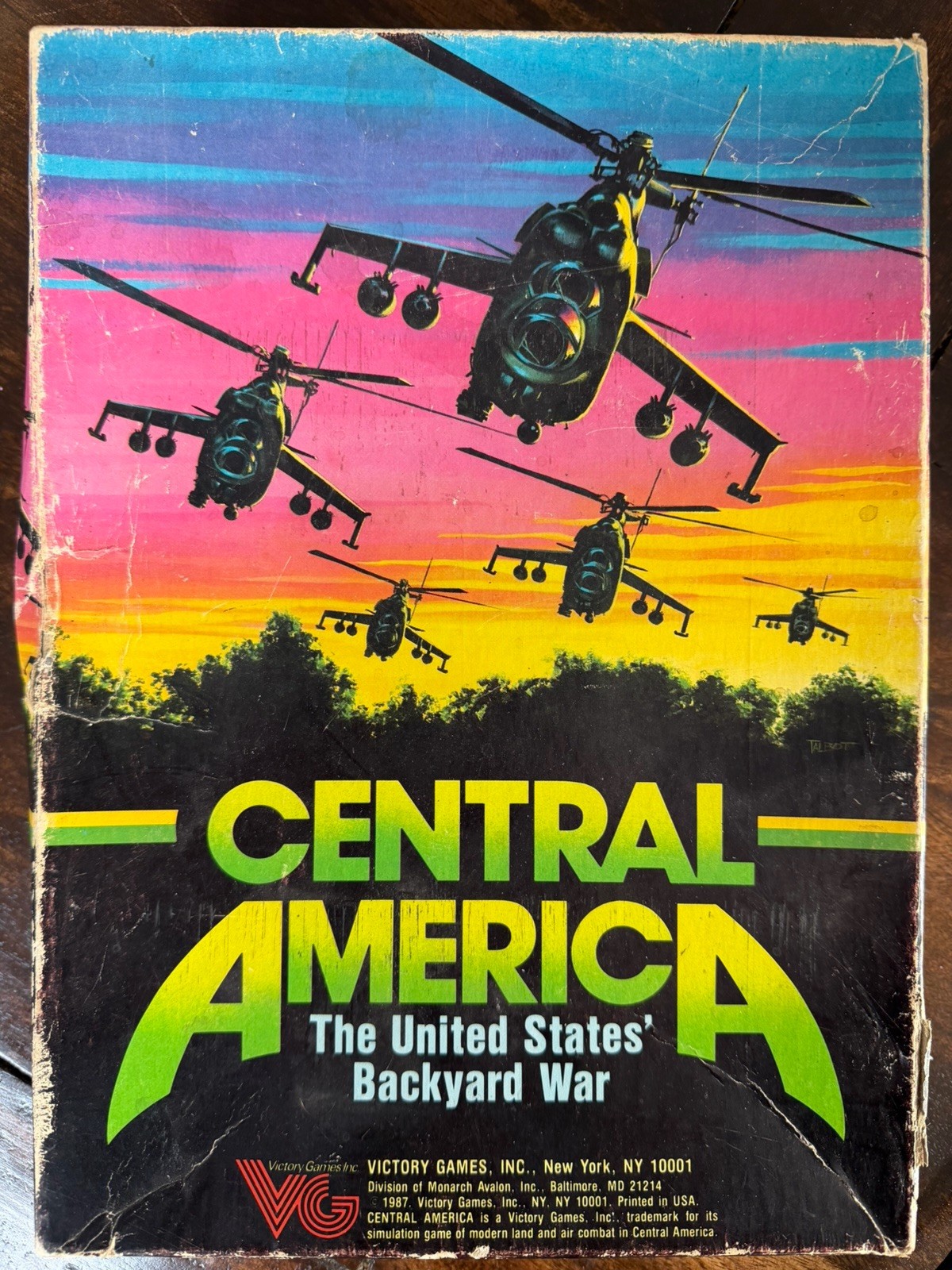 1987 Victory Avalon Hill Unpunched New Open Box