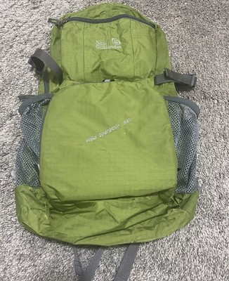 New Outlander Backpack Packable 35L Green Lightweight Hiking Outdoors Daypack