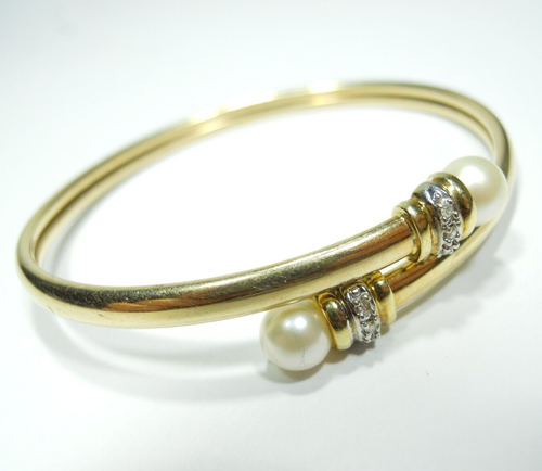 10K YELLOW GOLD PEARL & DIAMOND CHIPS WRAP BANGLE LADIES BRACELET . - Picture 3 of 20