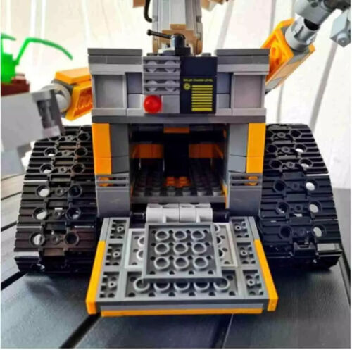 Set Figurine Costruzione Pixar Wall-e Giocattoli 687pz Nuove 2025 - Foto 9 di 12