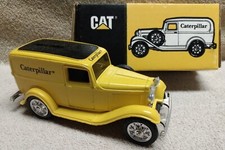 1992 Vintage ERTL  Caterpillar 1932 Ford Panel Bank  1:25 Scale