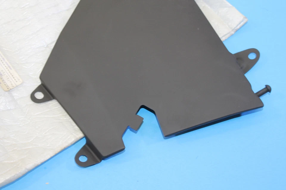 NUEVO DE LOTE YAMAHA 1982-1983 XT125 XT200 SILENCIADOR PIEZA # 15A-14718-01-00 Foto 3 de 4