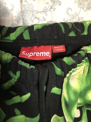 パンツ Supreme 18ss Skull Pile Sweatshort S Supreme SS18 Skull Pile Fleece Shorts Sweatshorts Glow Dark
