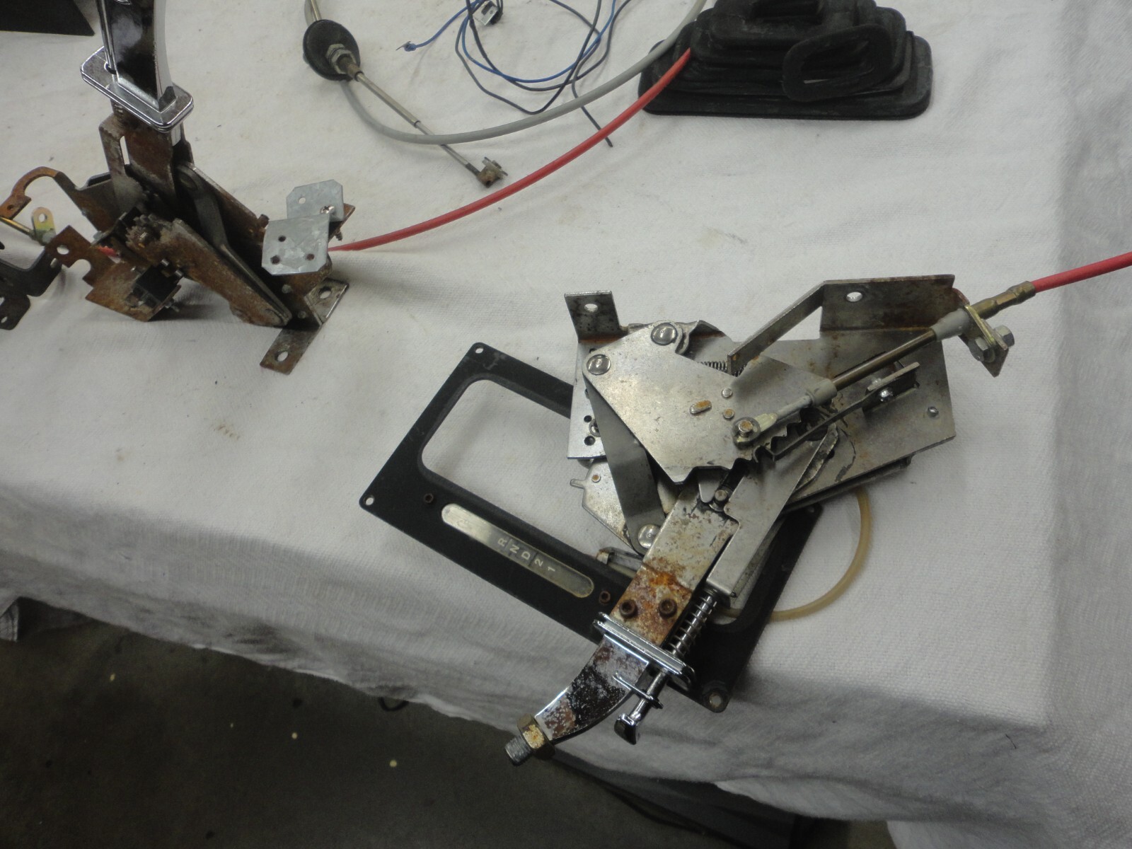 LOT OF 4 SHIFTERS,  Hurst Pro Matic ,  B&M Z-Gate Automatic , 2 OTHER NO NAME