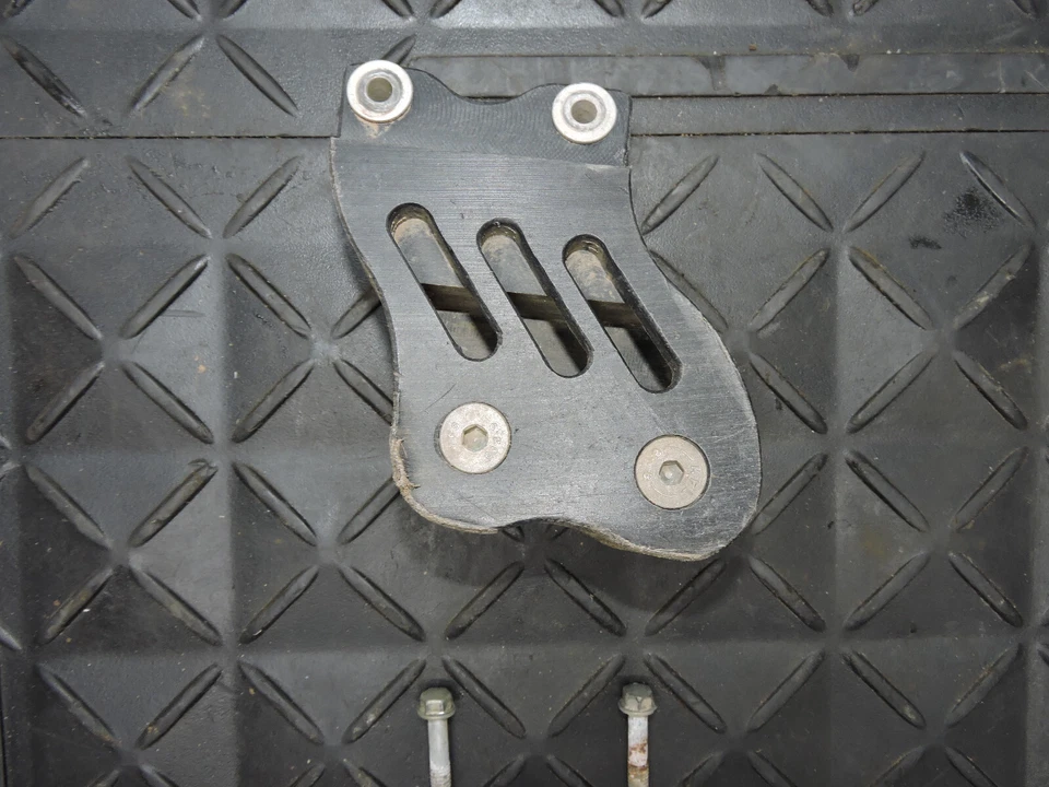 2006 HONDA TRX450R TRX 450R TM DESIGNS DESIGNWORKS CHAIN GUIDE #289 - Image 2 of 4