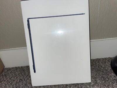 Apple MacBook Air 13'' M2 chip 16GB RAM 256GB SSD Midnight MC7X4LL/A 2022 Model