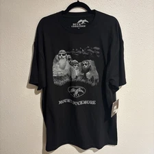 Duck Commander Mount Duckmore - Men’s T-Shirt - Black XL New w/ Tags