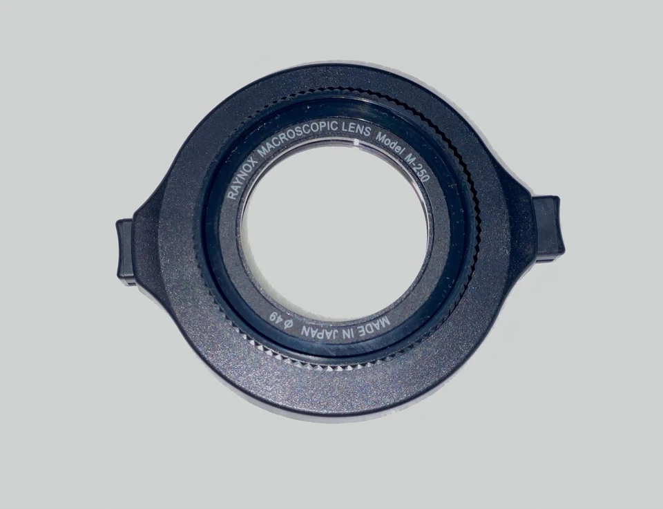 Raynox DCR-25 Super Macro Conversion Lens, SONY VCL-D2046 and SONY VCL-D0746 - Image 4 of 4
