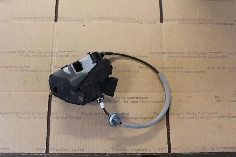 Volvo S60 2011 2012 2013 2014 2015 pasajero puerta delantera cerradura actuador pestillo Foto 2 de 4