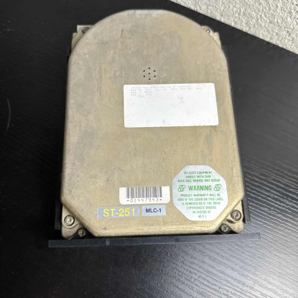 Used Seagate ST-251 MLC-1 MFM 5.25" 42MB HH Old Computer Hard Drive Disk - Image 2 of 4