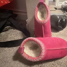 Clarks Women's Pink Suede Slip-On Slippers Faux Fur Lined Size 7 Round Toe