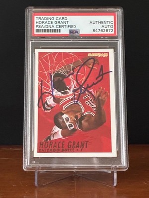 Horace Grant 1994-95 Fleer PSA/DNA On-Card Auto   Chicago Bulls Dynasty Era