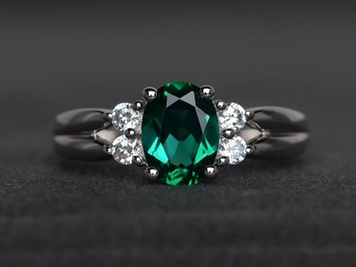 2CT Oval Emerald Lab Created 925 Silver Plated Dainty Ring Duty Free
