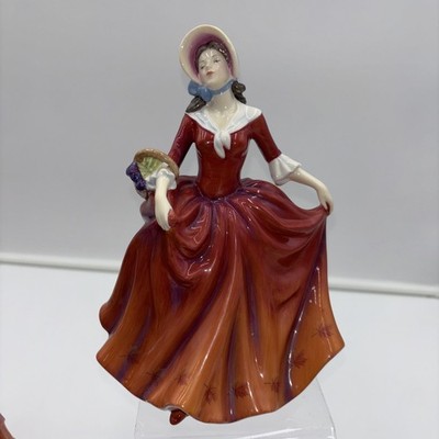 The English Ladies Co. England Bone China AUTUMN by D. Smith 7.5'' Figurine