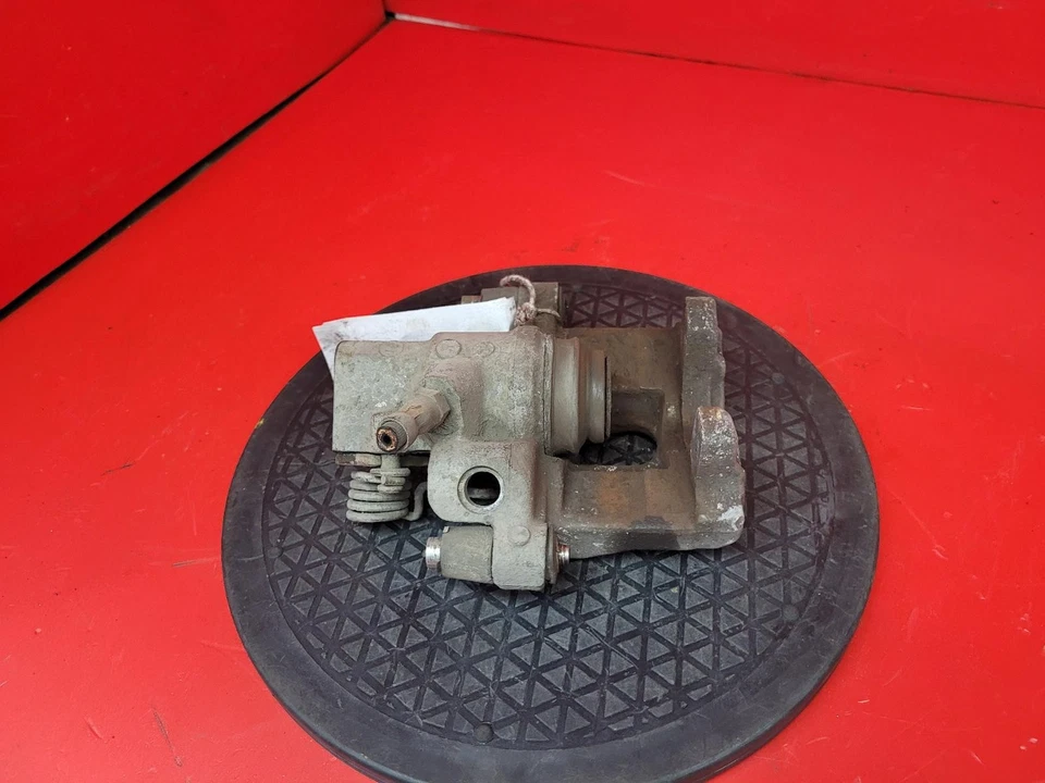 FORD C-MAX REAR RIGHT BRAKE CALIPER 2012  - Image 4 of 4