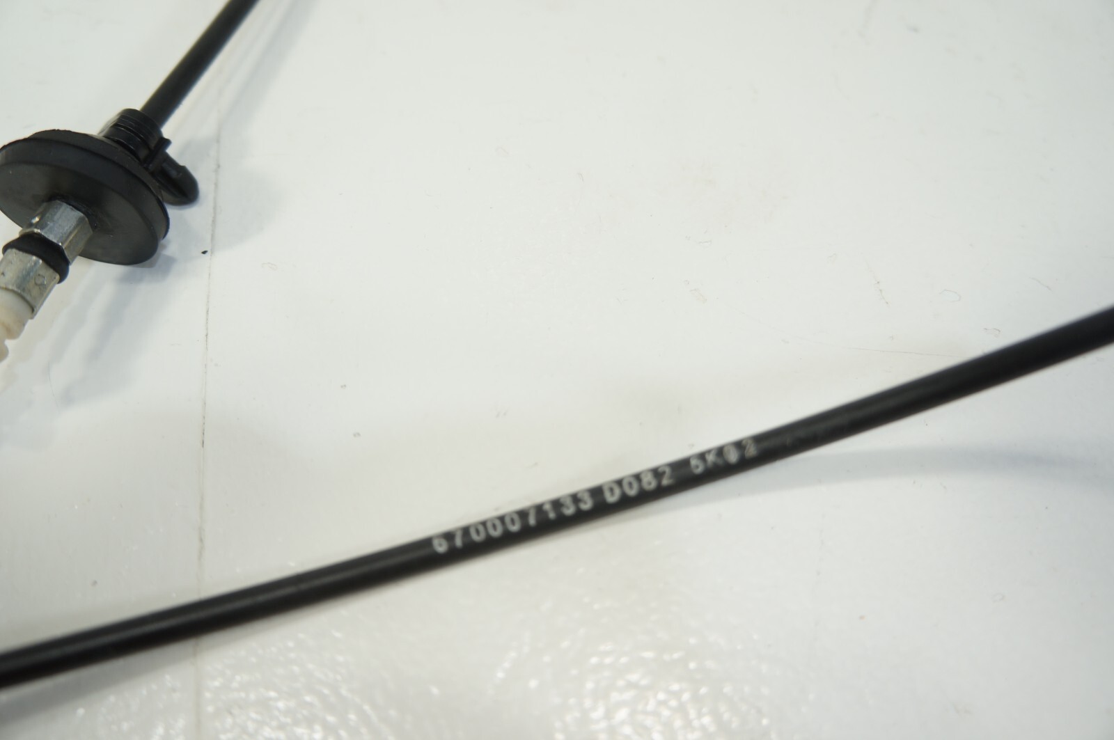 2014-2022 maserati ghibli hood bonnet release open cable wire 670007133