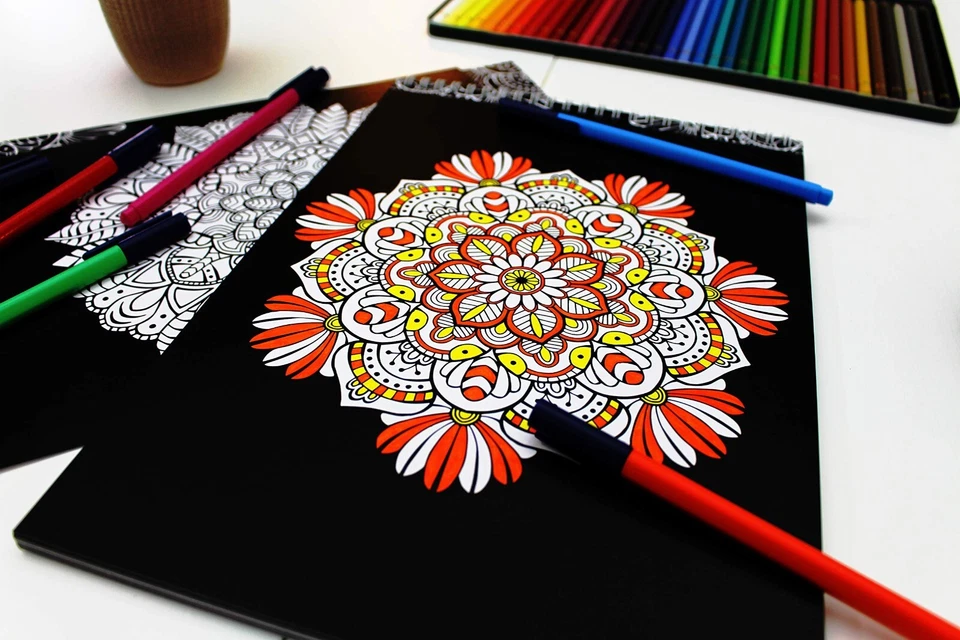 Mandala Malbuch für Erwachsene "Zauberhafte Nacht" - Premium-Malbuch - Bild 2 von 4