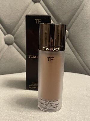 Tom Ford traceless weiche matte Foundation 30ml (warmer Honig) UVP £66 Neu