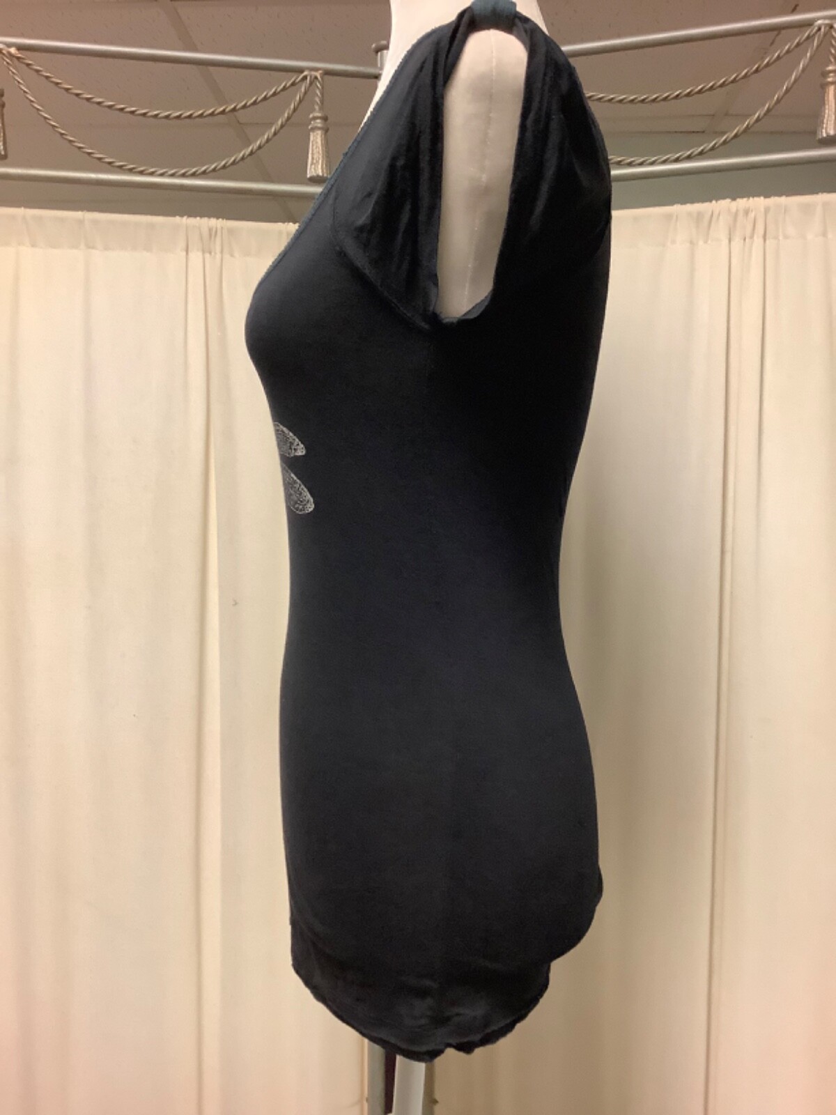 BCBGeneration Dragonfly Print Lightweight Scoop N… - image 3