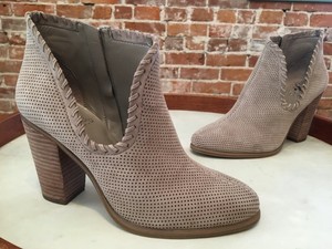 vince camuto fernlee bootie