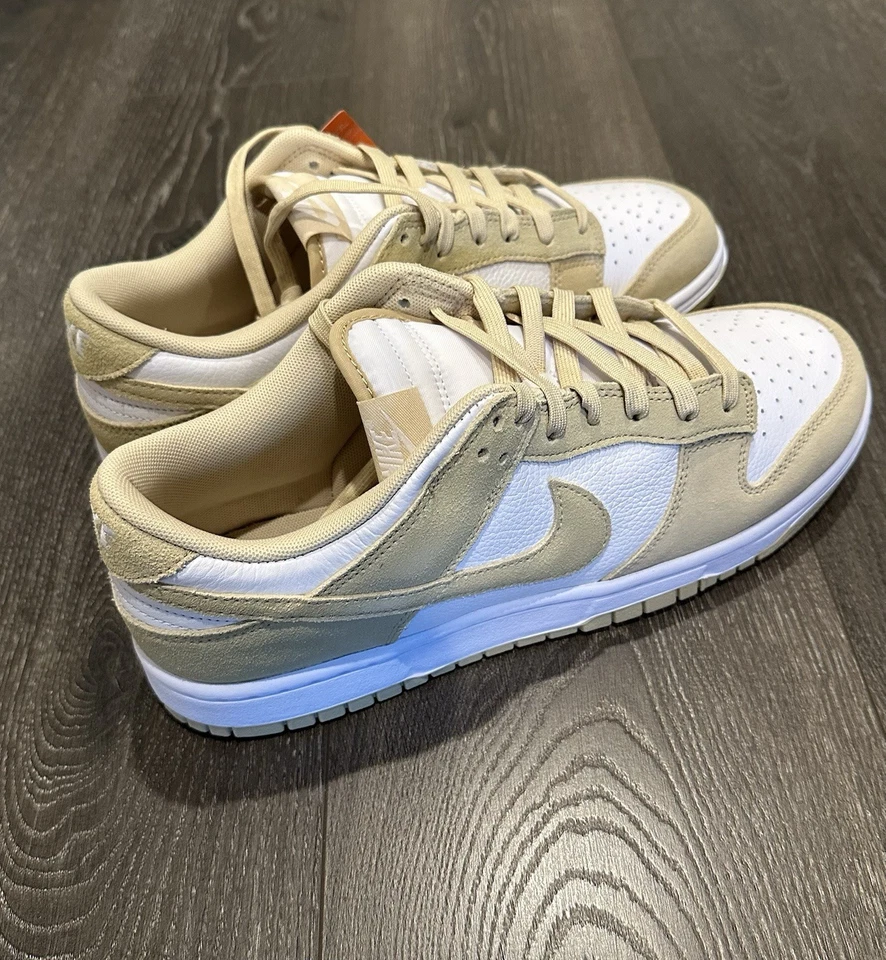 Nike Dunk Low Retro SE Zapatos Gamuza Equipo Dorado Blanco FQ8249-102 Para hombres Talla 11. Foto 3 de 4