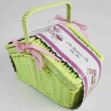 Delton Children'S 18 Piece Tin Tea Set For 4-Sorrel Pattern Pink & Green