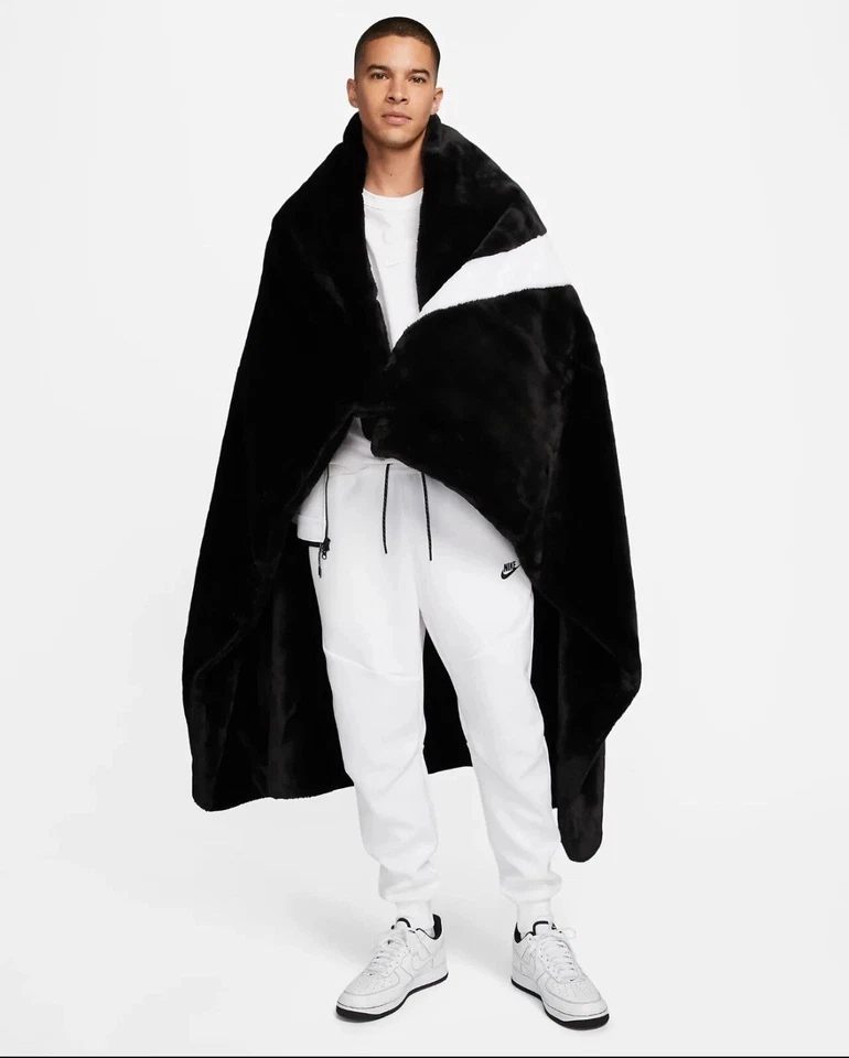 Nike Sportswear Faux Fur Blanket Black & White DO3793-010 | New | 6’ x 4’ - Image 2 of 4