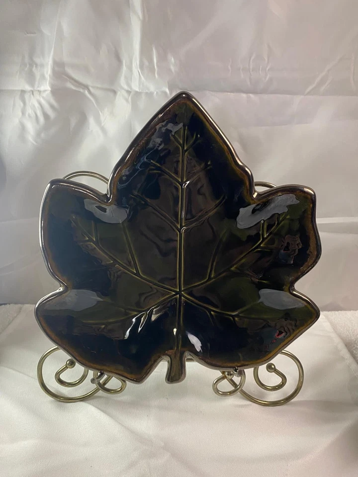 Juego de 4 Platos Mikasa Hoja 9" Gres Marrón/Bronce Retirados 9x9 7/8" Foto 3 de 4