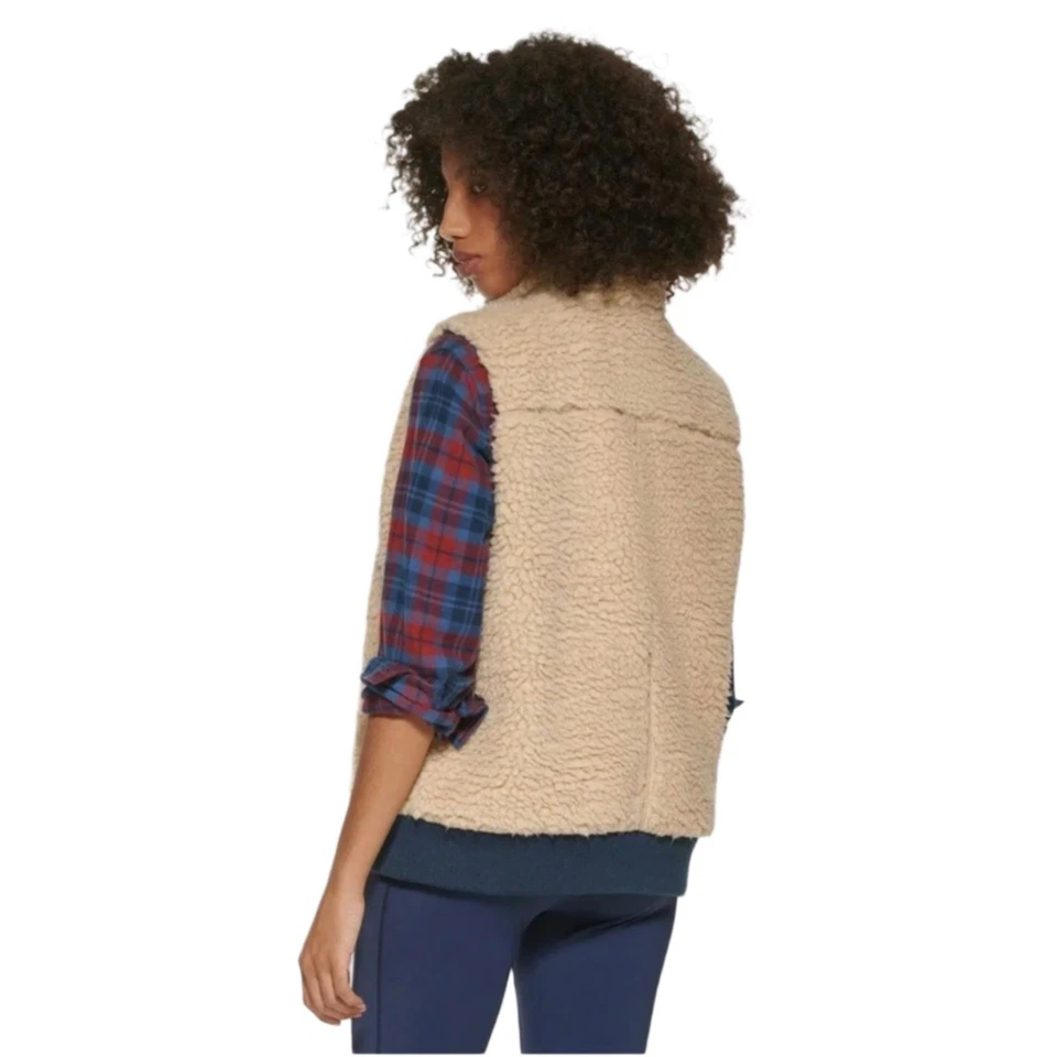 New Bass Outdoor Women's Vest Faux Sherpa Oatmeal Inside Drop In Pockets Large - Image 4 of 4