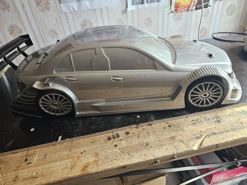 AMG Mercedes C-Klasse DTM 2008 RC Modell von DeAgostini – fast fertig gebaut - Bild 3 von 4