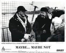 1995 Press Photo Sonke Wortmann directs Katja Riemann in "Maybe... Maybe Not"