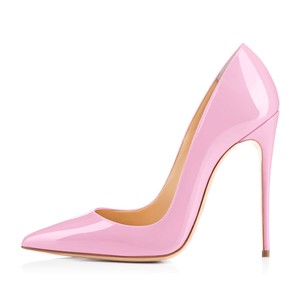 pink pointed pumps
