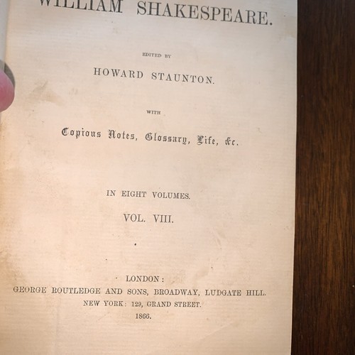 8 leather volumes, “Shakespeare” by Staunton.  good condition. - Picture 7 of 8