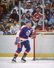 1985 Winnipeg Jets DALE HAWERCHUK Glossy 8x10 Photo Hockey Print HOF 2001