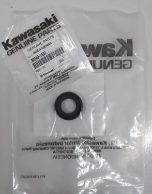 Oil Seal 13x22x6 Kawasaki KLX D-Tracker KX GPZ ZX Vulcan Zephyr