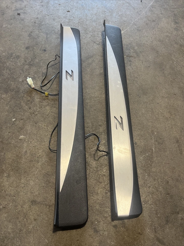 Juego de molduras de umbral iluminado de entrada de puerta izquierda/derecha para Nissan 370Z 2009-2014 Foto 2 de 3