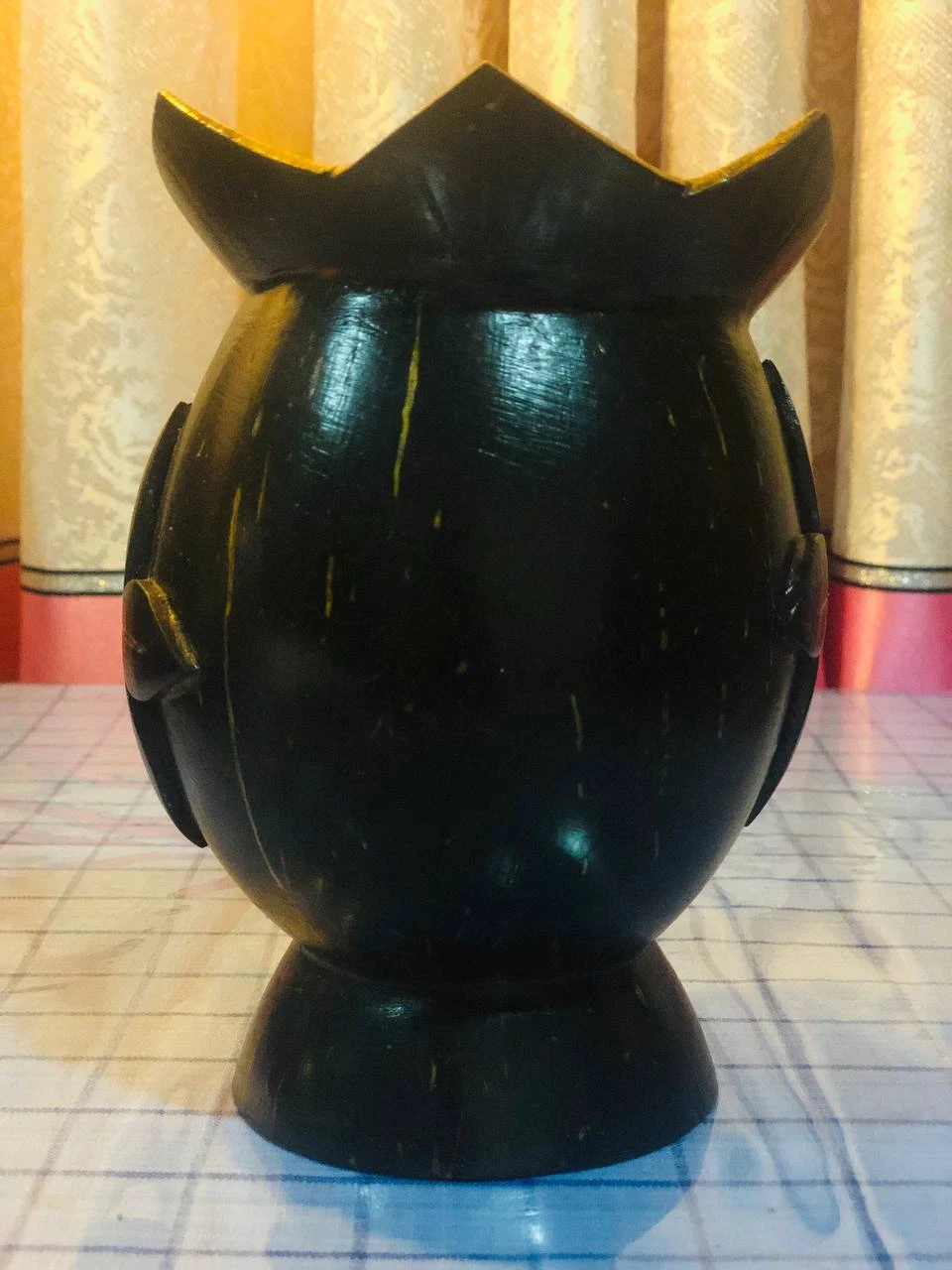 cocount shell vase