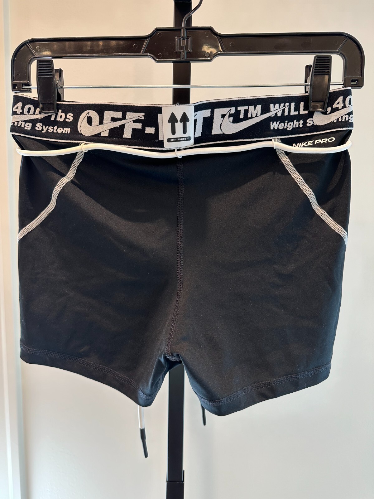 OFF WHITE X NIKE BIANCO SPORCO x NIKE Pantaloncini da allenamento fascia nastro medio nero bianco Virgil Abloh