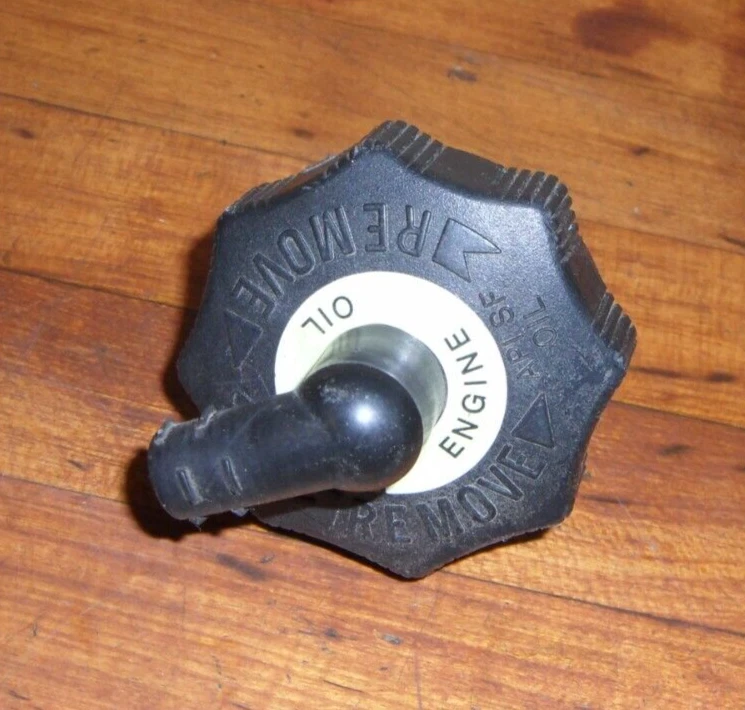 Ford Mustang 1983 1984 1985 OEM cubierta de válvula de plástico tapa ventilada de llenado de aceite Foto 2 de 4