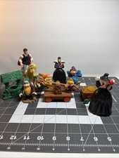 VTG 1992 DISNEY THE 7 DWARVES MCDONALD  S HAPPY MEAL TOY LOT  