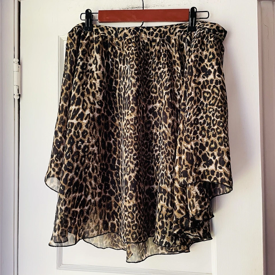Falda corta Rue 21 para mujer talla M Y2K estampado animal guepardo leopardo transparente boho Foto 2 de 4