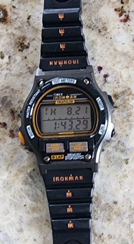 Vintage 1992 Timex Ironman 8 Lap Ladies 32mm Digital Watch, New 🔋, Exc Cond! - Picture 2 of 9