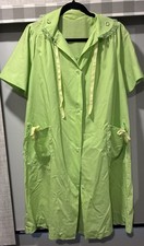 Vintage House Coat Green W/ Lace Accents Button Front 1960s Read